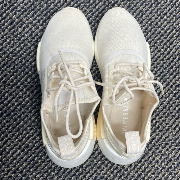 Adidas NMD_R1 Athletic Shoe Wonder White Size 7 (FLAWED SEE CAPTION / PHOTOS) - Picture 5 of 15